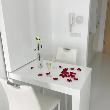 Apartment Wellness In *